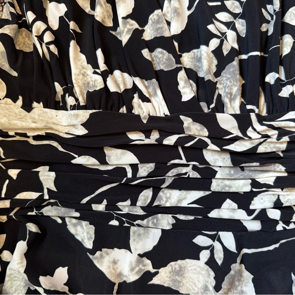 Evan Picone Women’s Black/Cream/Gray Floral Halter Dress size 4 - Picture 15 of 15